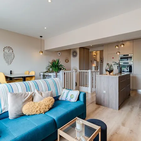 Apartment Fabron - Ac, Parking, Piscine, Wifi
